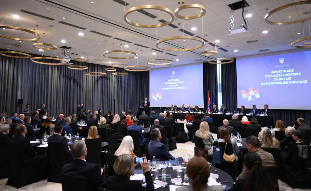 Plenković: Vlada RH će i dalje snažno podržavati Hrvate izvan Hrvatske
